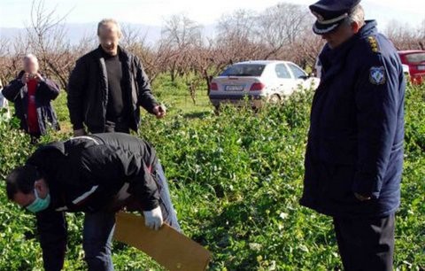 Βοσκός βρήκε πτώμα νεαρού άντρα σε χωράφι
