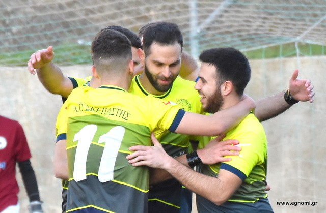 ΛΗΛΑΣ ΒΑΣΙΛΙΚΟΥ-ΣΚΕΠΑΣΤΗ 1-2: Με δύο γκολάρες φορτσάρει για ψηλά