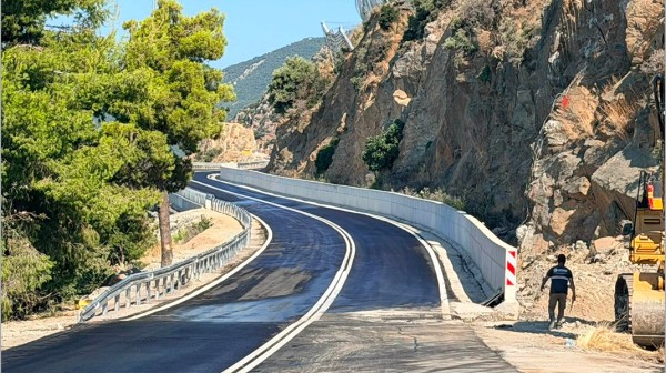 ΒΟΡΕΙΑ ΕΥΒΟΙΑ: Δόθηκε στην κυκλοφορία ο δρόμος στα Ήλια