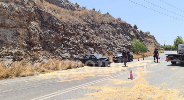 ΔΡΟΜΟΣ ΧΑΛΚΙΔΑΣ-ΒΑΣΙΛΙΚΟΥ: Τροχαίο ατύχημα με τραυματίες σε καραμπόλα τριών αυτοκινήτων στο ύψος της Λαμψάκου