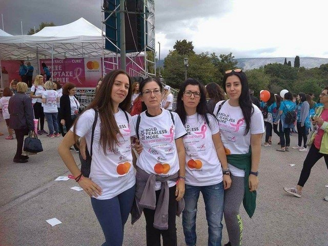 ΣΤΥΡΑ: «Κατάπιαν» χιλιόμετρα για τον καρκίνο του μαστού