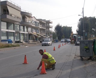 Προσοχή, σκάβουν την οδό Σαλαμίνος