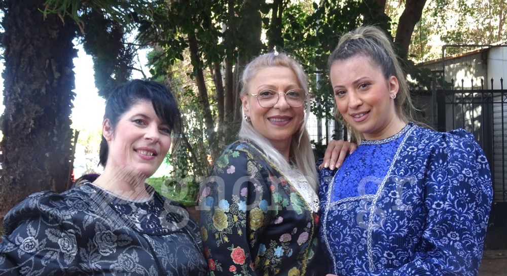 Χόρεψαν αποκριάτικα και ...παραδοσιακά