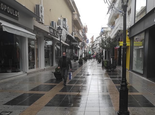 ΧΑΛΚΙΔΑ: Ανοιχτά τα μαγαζιά την Κυριακή - Δείτε το ωράριο λειτουργίας που προτείνει ο Εμπορικός Σύλλογος