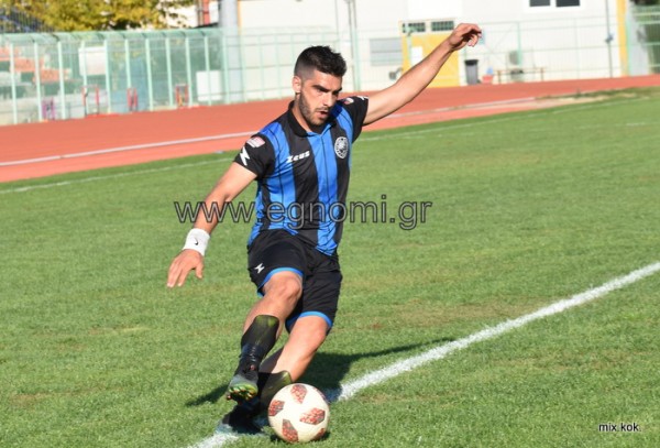 ΛΗΛΑΣ ΒΑΣΙΛΙΚΟΥ-ΑΟ ΧΑΛΚΙΣ 1-4: Είναι ...τρελός και έχει στη φανέλα Αρέθουσα και νούμερο 8