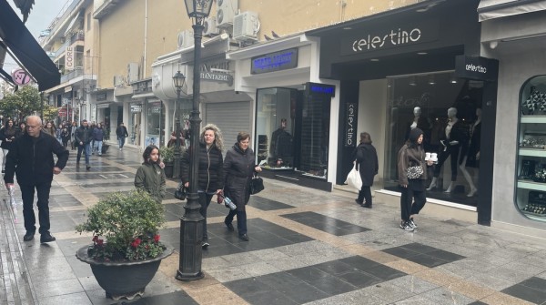 Μ. ΠΕΜΠΤΗ - ΔΕΥΤΕΡΑ ΤΟΥ ΠΑΣΧΑ: Πώς θα λειτουργήσουν εμπορικά καταστήματα και supermarket