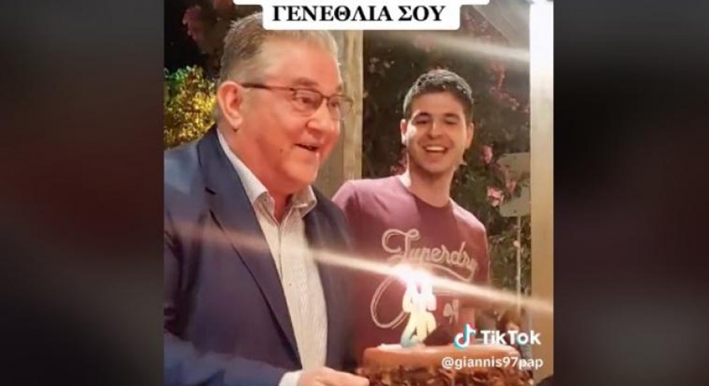 Άφωνος έμεινε 26χρονος - Του πήγε την τούρτα γενεθλίων ο Κουτσούμπας (Video)