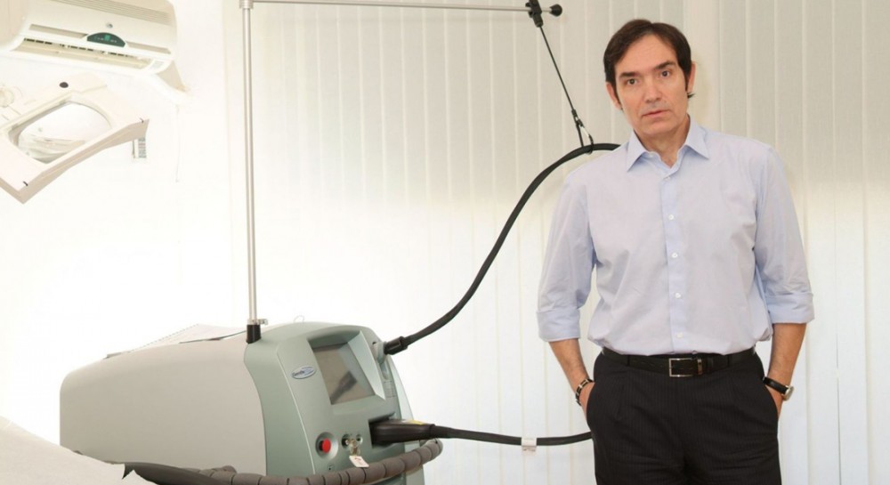 ΘΑΝΟΣ ΚΟΝΤΟΓΙΑΝΝΗΣ: Φροντίζει για την αψεγάδιαστη εμφάνιση στον γάμο σου!