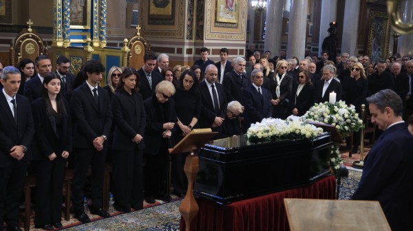 ΜΑΡΙΝΕΛΛΑ - ΚΗΔΕΙΑ: Το τελευταίο χειροκρότημα στην σπουδαία ερμηνεύτρια (VIDEO)