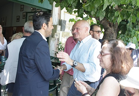 Χάρηκε ο Παπανδρέου όταν είδε επιτέλους τον Συμεών