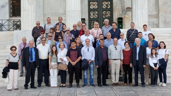 Οι έφεδροι αξιωματικοί της Εύβοιας μπήκαν στην Βουλή των Ελλήνων