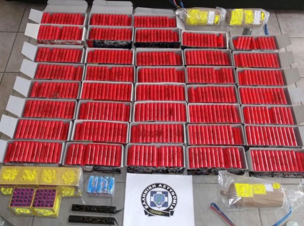 ΑΣΤΥΝΟΜΙΑ- ΠΑΣΧΑ 2023: 43 συλλήψεις για βεγγαλικά και δυναμιτάκια μέχρι την Μεγάλη Πέμπτη