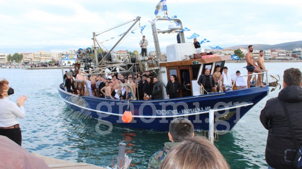 ΑΡΤΑΚΗ - ΘΕΟΦΑΝΕΙΑ: Ο σταυρός θα πέσει στη θάλασσα από καΐκι και φέτος