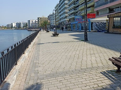 Απολύμανση στην παραλία της Χαλκίδας από ειδικό συνεργείο
