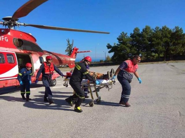 ΞΗΡΟΒΟΥΝΙ ΕΥΒΟΙΑΣ: Με ελικόπτερο μεταφέρθηκε ο τραυματίας ορειβάτης