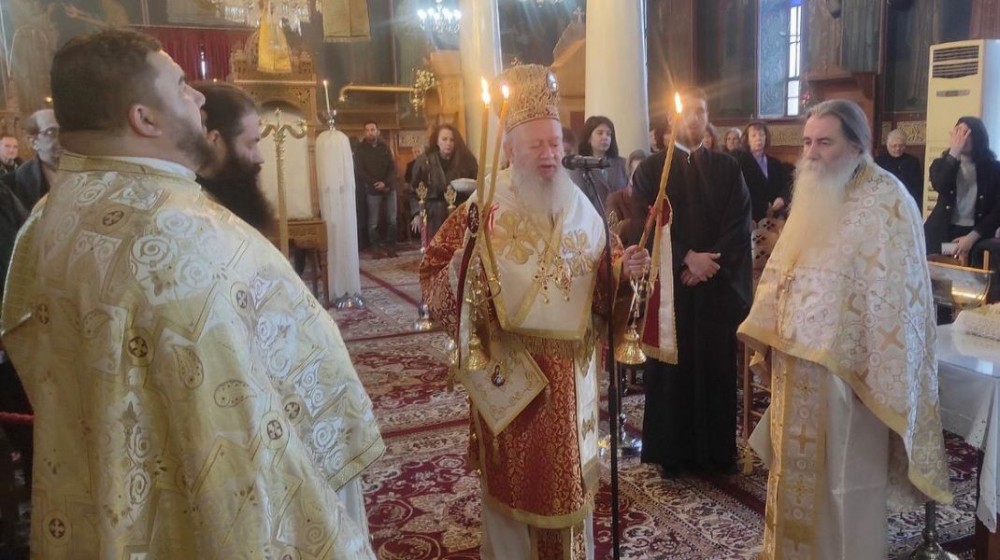 ΛΑΜΨΑΚΟΣ ΧΑΛΚΙΔΑΣ: Παρουσία του Μητροπολίτη διαβάστηκε η εγκύκλιος της Ιεράς Συνόδου για τον γάμο των ομοφυλόφιλων