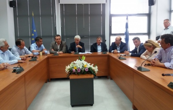 Υπογράφηκε η σύμβαση για την Μονάδα Επεξεργασίας Απορριμμάτων στη Θήβα