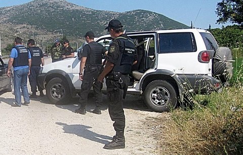 Ληστεία σε βάρος 39χρονου και της 56χρονης μητέρας του στην Ιστιαία