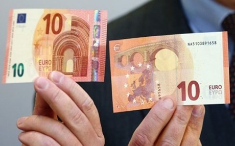 Κυκλοφόρησαν τα νέα δεκάευρα