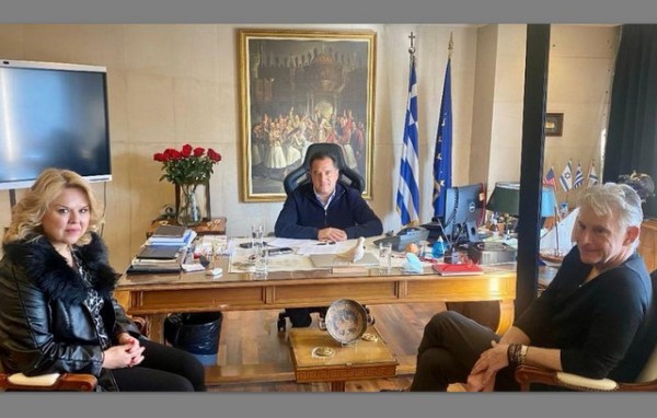 Προεκλογικό πυροτέχνημα για κλειστό Κολυμβητήριο στη Χαλκίδα