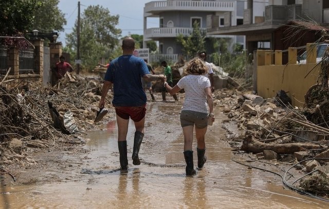 ΠΕΡΙΦΕΡΕΙΑ: Μέριμνα για την φιλοξενία πλημμυροπαθών σε Εύβοια και Βοιωτία