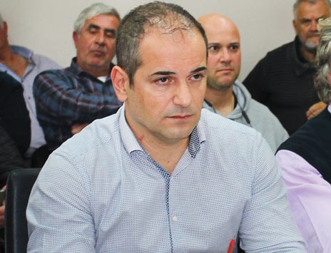 ΔΗΜΟΣ ΚΥΜΗΣ-ΑΛΙΒΕΡΙΟΥ: Στο στόχαστρο συκοφάντη με ψεύτικο προφίλ οι δημοτικοί σύμβουλοι Κέκης και Καρτελιάς