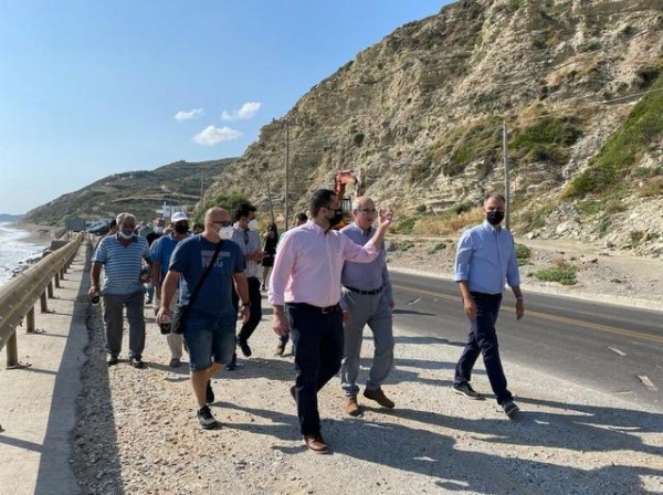 Ξεκινά το έργο θωράκισης του παραλιακού δρόμου Στομίου - Πλατάνας