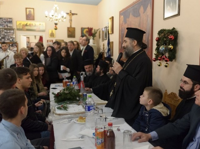 ΜΑΝΤΟΥΔΙ: Η Σοφία κράτησε μακριά τον Μητροπολίτη από τους φοιτητές