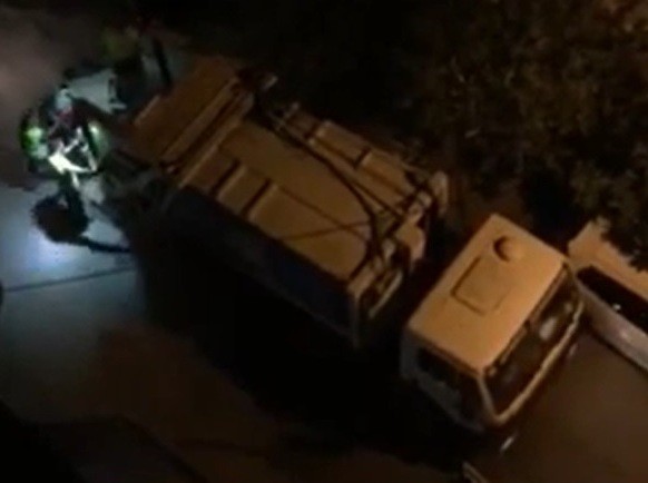 ΧΑΛΚΙΔΑ: Οι ...Γερμανοί ξανάρχονται με τα απορριμματοφόρα του δήμου (video)