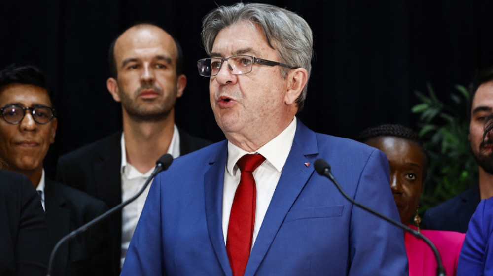 ΓΑΛΛΙΑ ΕΚΛΟΓΕΣ: Ανατροπή σκηνικού με τη νίκη της Αριστεράς - Γκρεμίστηκε στην 3η θέση η ακροδεξιά Λεπέν