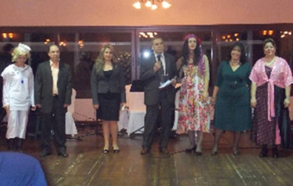 Τσίκνισαν με κέφι οι Πελοποννήσιοι της Εύβοιας