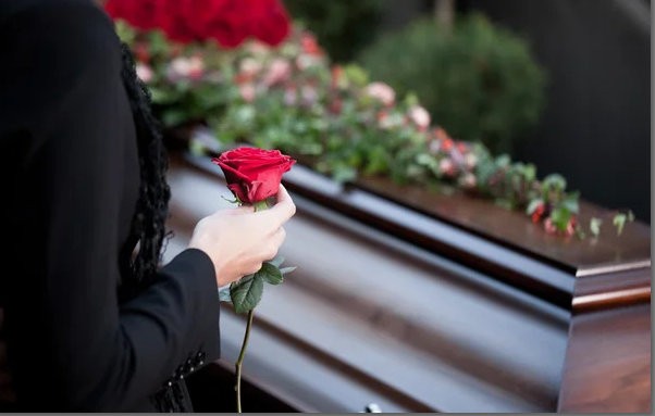 ΧΑΛΚΙΔΑ: Ανείπωτη θλίψη για την απώλεια της 55χρονης Δήμητρας Γκόρου