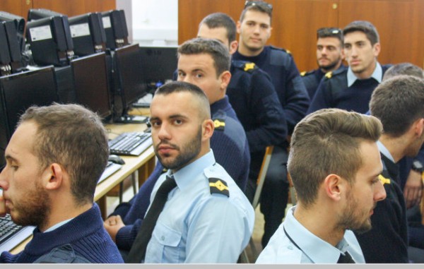 ΠΛΑΚΙΩΤΑΚΗΣ: Δεν χάνεται το εξάμηνο στις Ακαδημίες Εμπορικού Ναυτικού