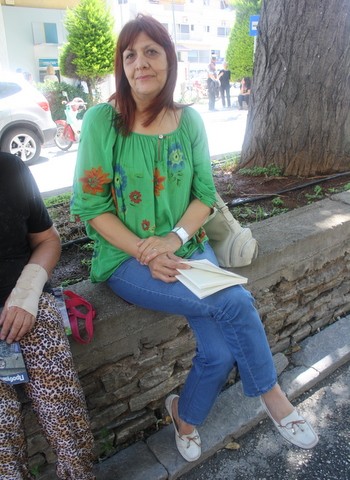 Βρίσκει διέξοδο στην ποίηση