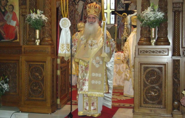 Στα Σιάτιστα προεξάρχοντος του Ιερώνυμου η Εξόδιος Ακολουθία του Μητροπολίτη Παύλου