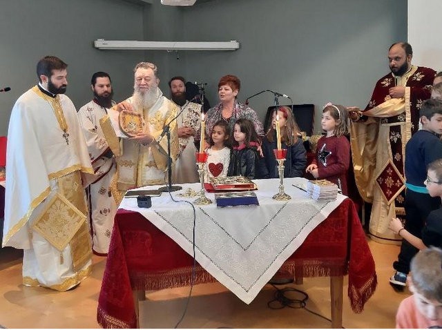 Ο Μητροπολίτης σε δύο Δημοτικά Σχολεία σε Πάλιουρα και Αρτάκη
