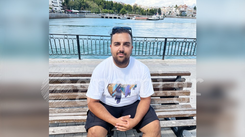 Διακοπές το φθινόπωρο στην Πάρο με τον κολλητό του