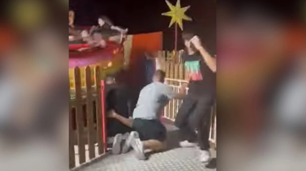 Το σοκαριστικό ΒΙΝΤΕΟ με το ατύχημα στο λούνα παρκ της Ρόδου: Εκσφενδονίστηκαν τέσσερα άτομα