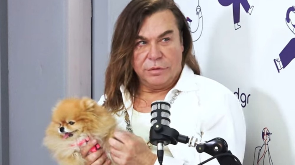 Τρύφωνας Σαμαράς: Σκοτώθηκε το αγαπημένο του σκυλάκι στα παρασκήνια του J2US