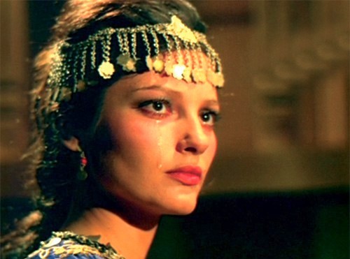 Πέθανε η ηθοποιός Νίκη Τριανταφυλλίδη (VIDEO)