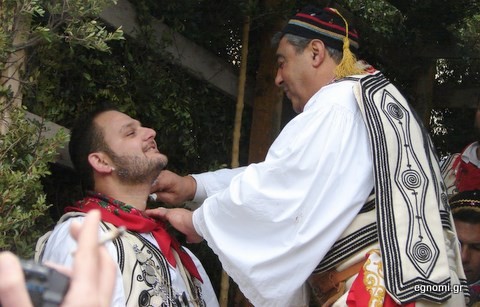 Πότε ξυρίζουν το γαμπρό στο Βλάχικο γάμο