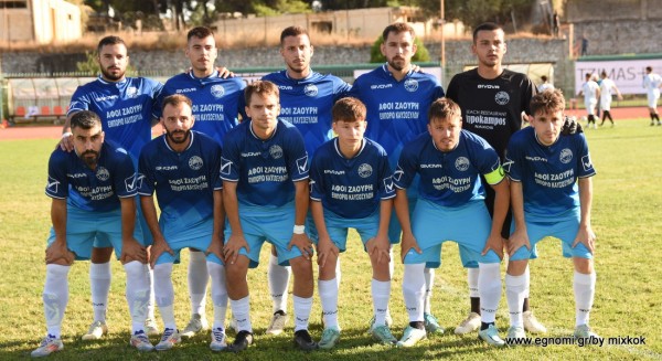 ΣΤΑΥΡΟΣ-ΚΑΘΕΝΟΙ 4-0: Ο κόουτς στα κάγκελα ...και η ομάδα έκανε το χρέος της