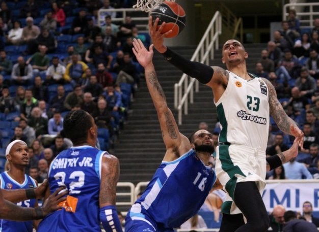 ΠΑΝΑΘΗΝΑΪΚΟΣ-ΚΥΜΗ 87-64: Η διαφορά ξέφυγε στο τέταρτο δεκάλεπτο