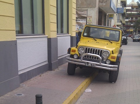 Παράνομο παρκάρισμα με ...αισθητική άποψη