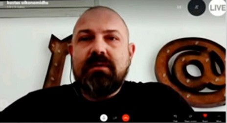 Είδε την κηδεία του πατέρα του που πέθανε από κορωνοϊό μέσω viber
