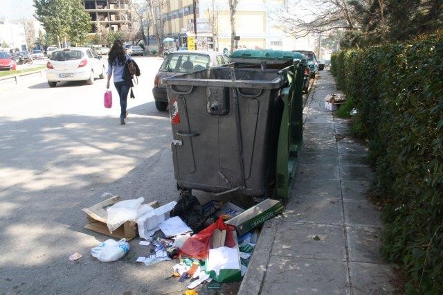 ΝΑΥΠΛΙΟ: Πέταξαν 200.000 ευρώ σε κάδο απορριμμάτων