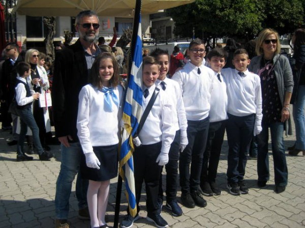 Διαχρονική αξία η Έφη Βαρβάρου στις παρελάσεις
