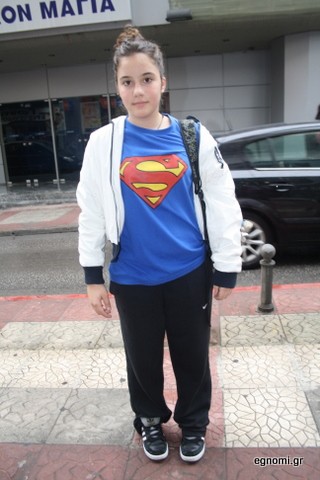 Ζητείται ήρωας!