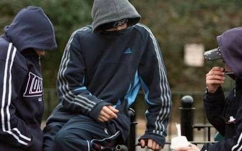 Σπείρα ανηλίκων έκλεβε όλο τον κόσμο