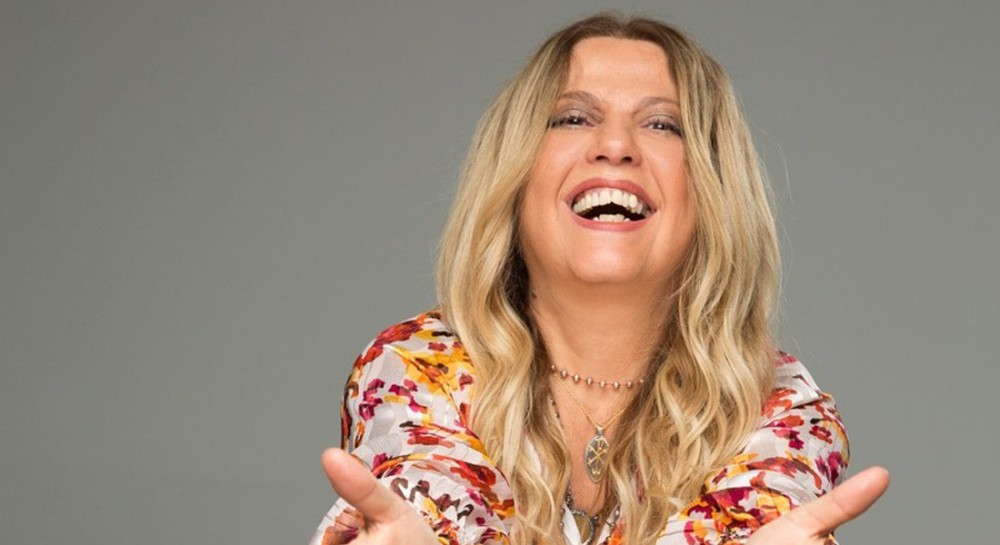 ΑΓΙΑ ΑΝΝΑ ΕΥΒΟΙΑΣ: Η Ελένη Τσαλιγοπούλου τραγουδάει με δωρεάν είσοδο για το κοινό